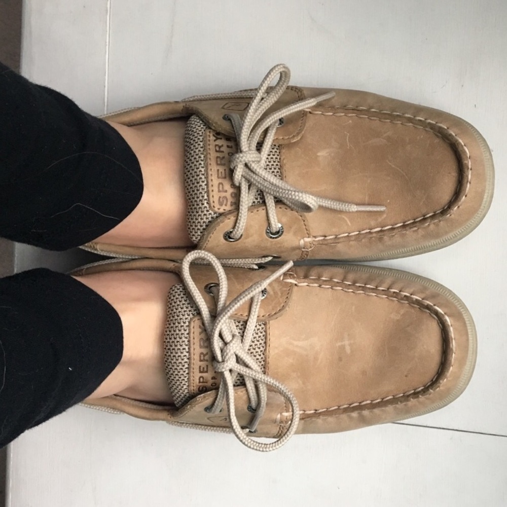 Brand new Sperrys